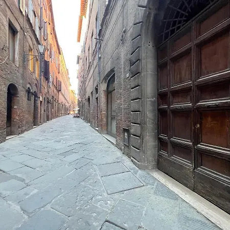Casa Conti-nearby Piazza Del Campo Apartment *